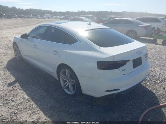 2018 AUDI A5 WAUFNCF5XJA053717 Photo 2