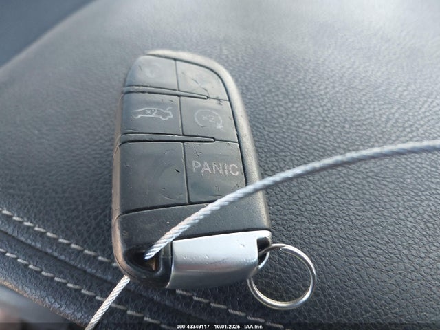 2014 CHRYSLER 300 2C3CCABT8EH100940 Photo 10