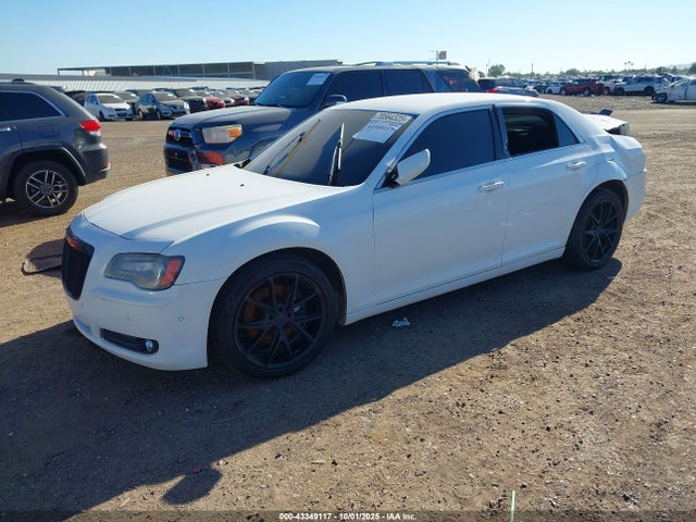 2014 CHRYSLER 300 2C3CCABT8EH100940 Photo 1