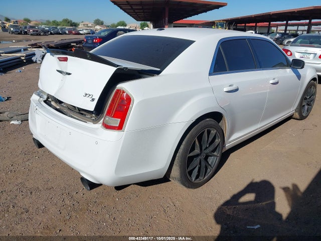 2014 CHRYSLER 300 2C3CCABT8EH100940 Photo 3