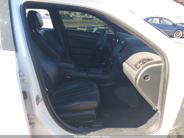 2014 CHRYSLER 300 2C3CCABT8EH100940 Photo 4