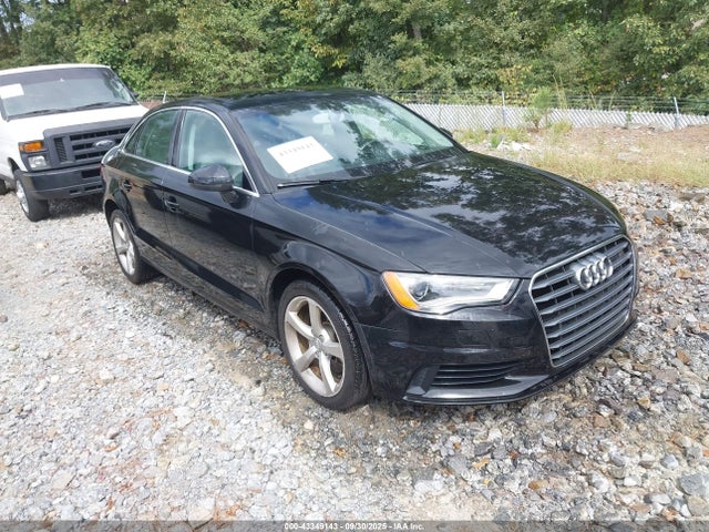 2015 AUDI A3 WAUACGFF1F1058392 Photo 0