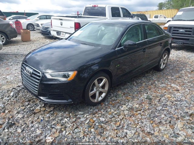 2015 AUDI A3 WAUACGFF1F1058392 Photo 1