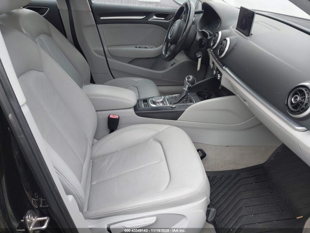 2015 AUDI A3 WAUACGFF1F1058392 Photo 4