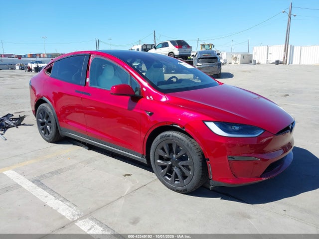 2025 TESLA MODEL X 7SAXCBE55SF472241