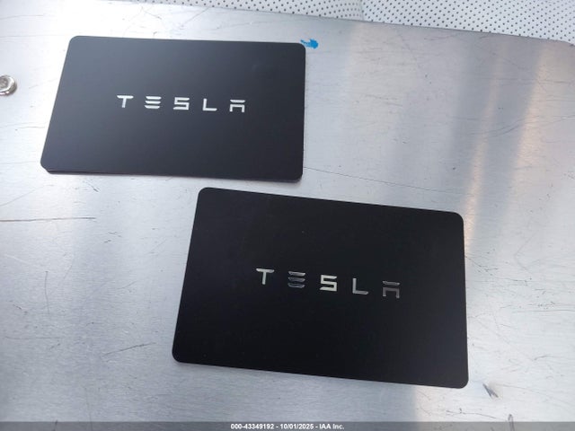 2025 TESLA MODEL X 7SAXCBE55SF472241 Photo 10