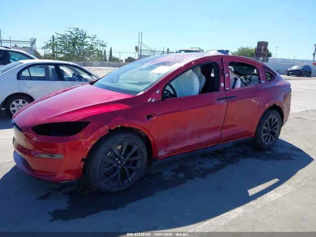 2025 TESLA MODEL X 7SAXCBE55SF472241 Photo 1