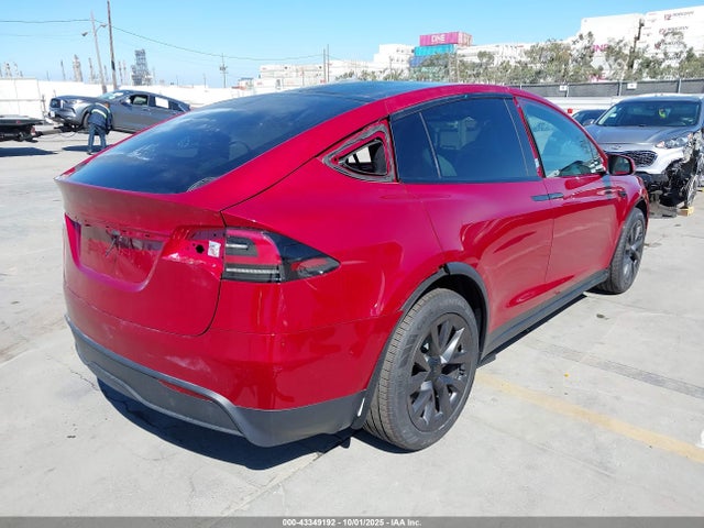 2025 TESLA MODEL X 7SAXCBE55SF472241 Photo 3