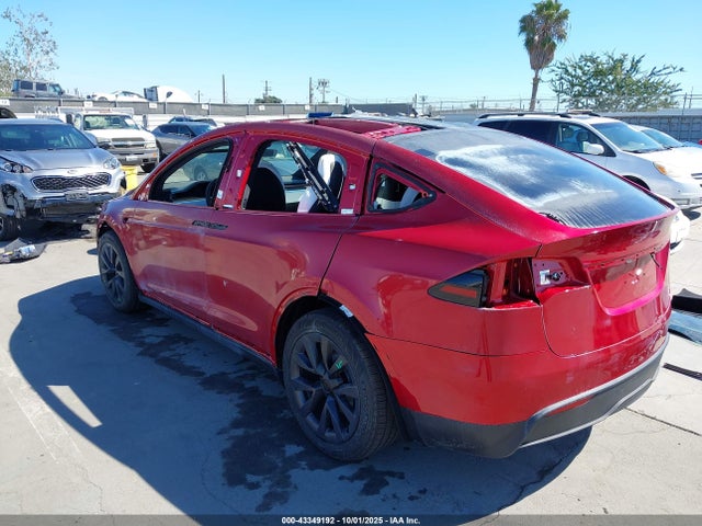 2025 TESLA MODEL X 7SAXCBE55SF472241 Photo 5