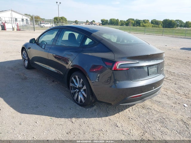 2025 TESLA MODEL 3 5YJ3E1EB0SF051453 Photo 2