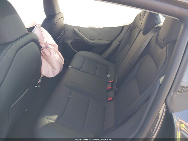 2025 TESLA MODEL 3 5YJ3E1EB0SF051453 Photo 7