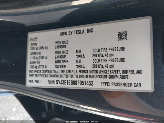 2025 TESLA MODEL 3 5YJ3E1EB0SF051453 Photo 8