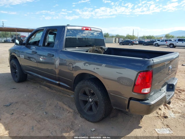 RAM 1500 Express 4x2 6'4 Box 2018 1C6RR6FG5JS330587 Image 3