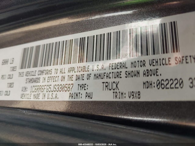 RAM 1500 Express 4x2 6'4 Box 2018 1C6RR6FG5JS330587 Image 9