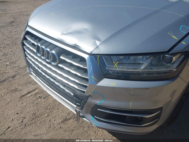 2017 AUDI Q7 WA1VAAF73HD056168 Photo 5
