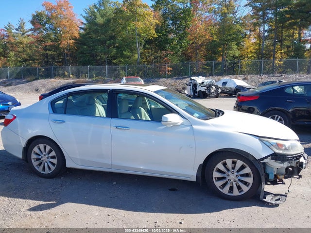 Honda k24w1 2015 1HGCR2F85FA026058 Image 14