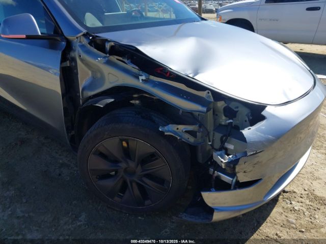 2024 TESLA MODEL Y 7SAYGDED4RA327324 Photo 5