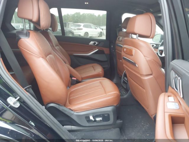 2023 BMW X7 5UX23EM08P9P90076 Photo 7
