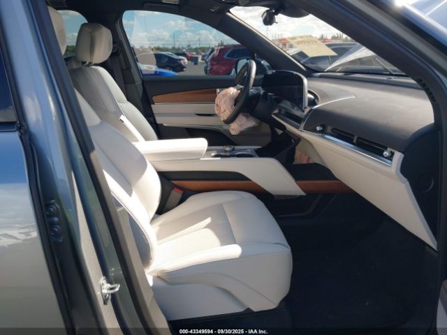 2026 CADILLAC VISTIQ 1GYC3NML9TZ703306 Photo 4