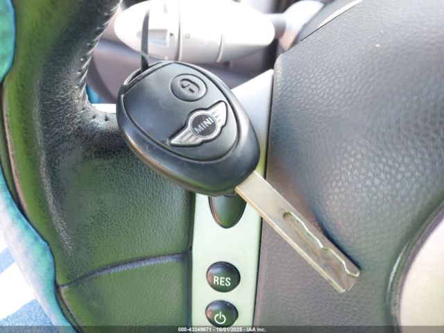 2003 MINI COOPER S WMWRE33483TD74108 Photo 10