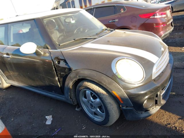 2011 MINI COOPER WMWSU3C53BT182331 Photo 5