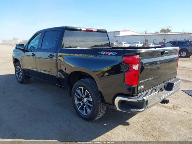 2024 CHEVROLET SILVERADO 1500 1GCPDKEK8RZ281479 Photo 2