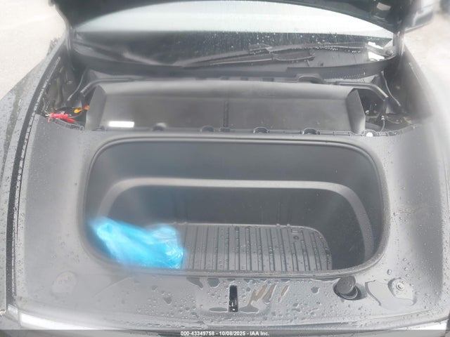 2026 TESLA MODEL Y 7SAYGDEE7TF427727 Photo 9