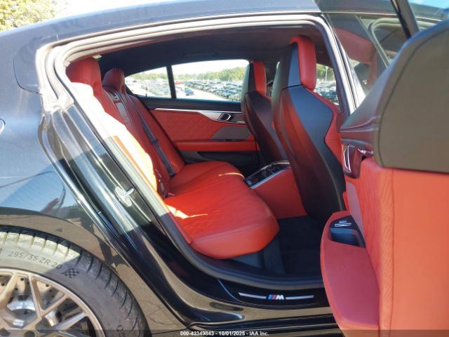 2021 BMW M8 GRAN COUPE WBSGV0C09MCF13517 Photo 7