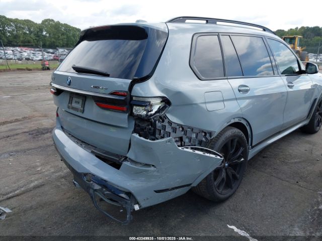 2025 BMW X7 5UX23EM01S9Z05139 Photo 5