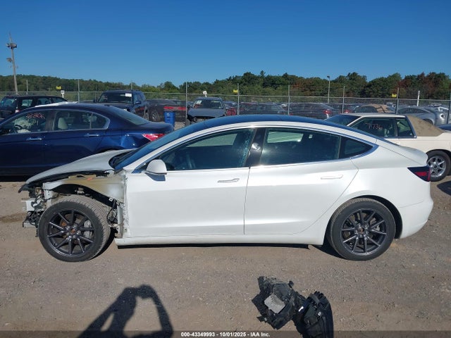 Tesla 2020 2020 5YJ3E1EB6LF618380 Image 14