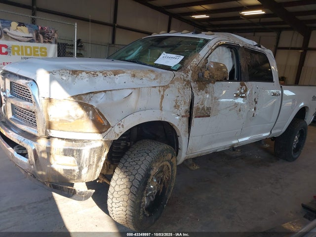 3C6UR5FL4HG745421 RAM 2500 Laramie 4x4 6&#039;4 Box