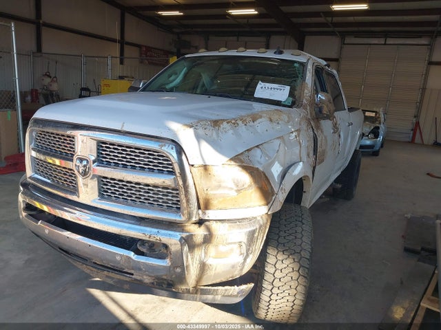 3C6UR5FL4HG745421 RAM 2500 Laramie 4x4 6&#039;4 Box