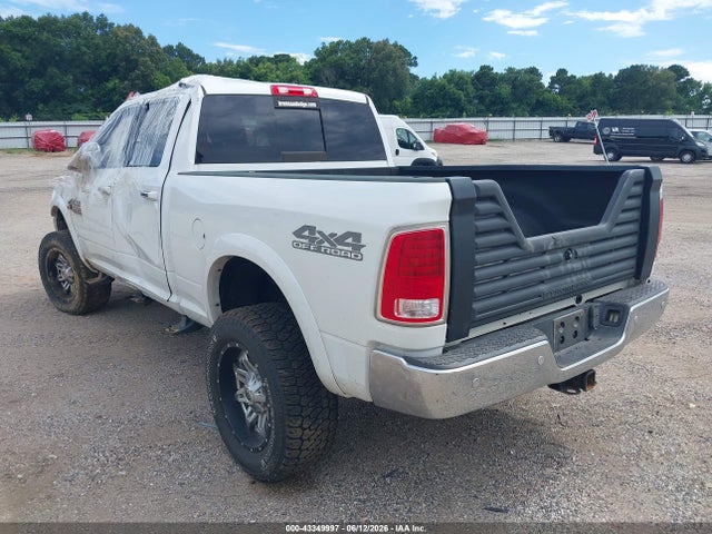 3C6UR5FL4HG745421 RAM 2500 Laramie 4x4 6&#039;4 Box