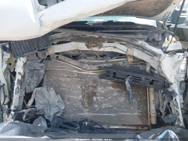 Chevrolet l8t 2022 1GB2YLE73NF282703 Image 10