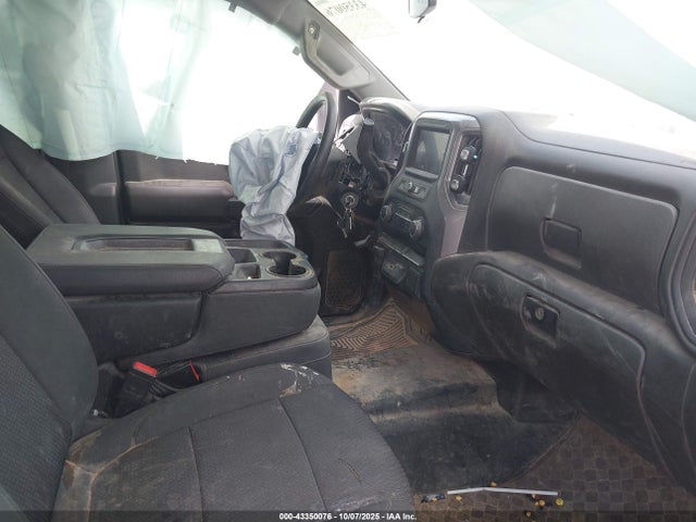 Chevrolet l8t 2022 1GB2YLE73NF282703 Image 5