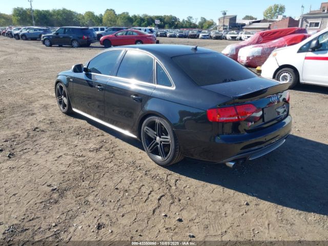 2011 AUDI S4 WAUKGAFL6BA057227 Photo 2