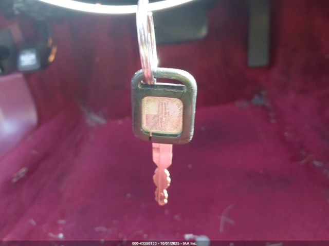 1993 LINCOLN TOWN CAR 1LNLM81W1PY738125 Photo 10