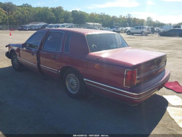 1993 LINCOLN TOWN CAR 1LNLM81W1PY738125 Photo 2