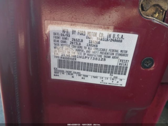 1993 LINCOLN TOWN CAR 1LNLM81W1PY738125 Photo 8