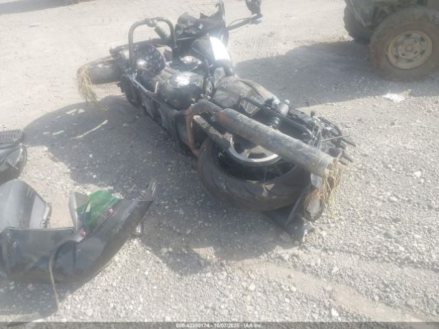 2020 HARLEY-DAVIDSON FLTRXS 1HD1KTP1XLB667339 Photo 3