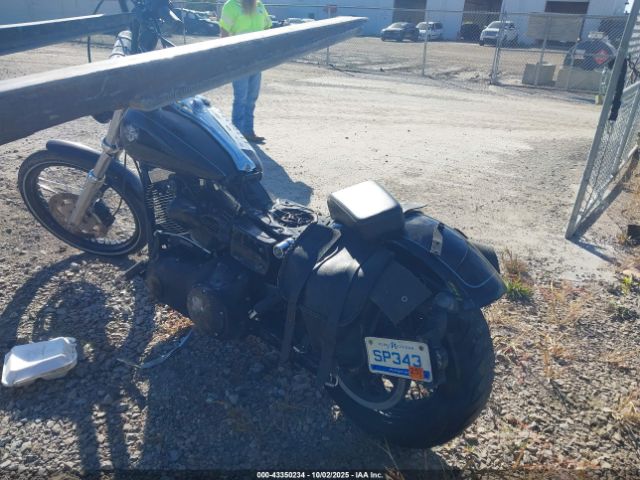 2010 HARLEY-DAVIDSON FXDWG 1HD1GP413AC301159 Photo 2