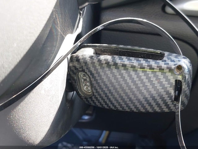 2015 AUDI A3 WAUBFGFFXF1008313 Photo 10