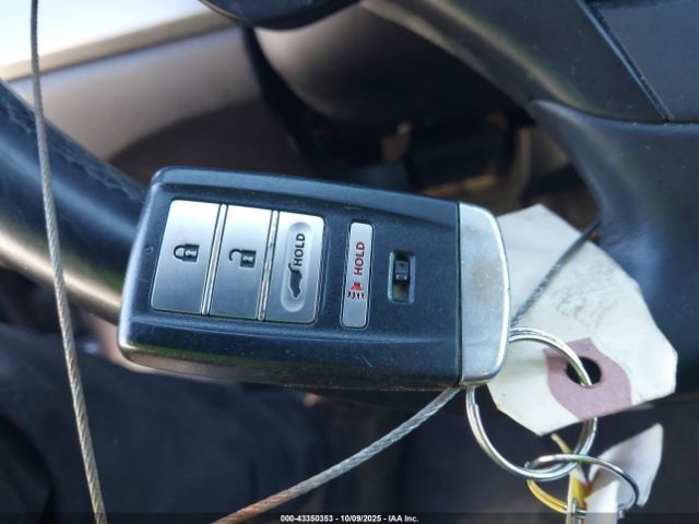 2018 ACURA RDX 5J8TB4H57JL020388 Photo 10