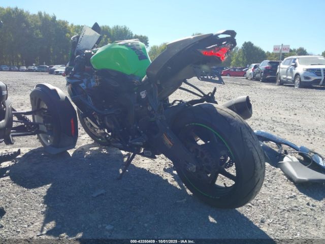 2019 KAWASAKI ZX636 JKBZXJG10KA000770 Photo 2