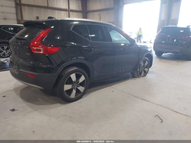 2020 VOLVO XC40 YV4162UK4L2204591 Photo 3