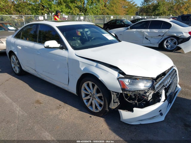 2013 AUDI A4 WAUFFAFL2DN037170 Photo 0