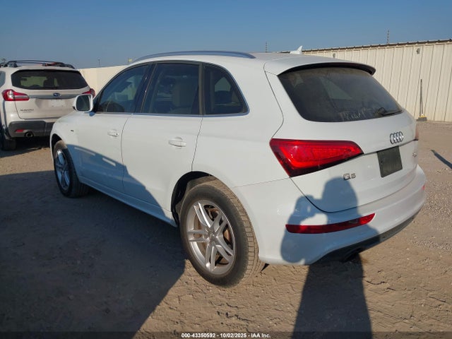 2014 AUDI Q5 WA1DGAFP2EA051504 Photo 2