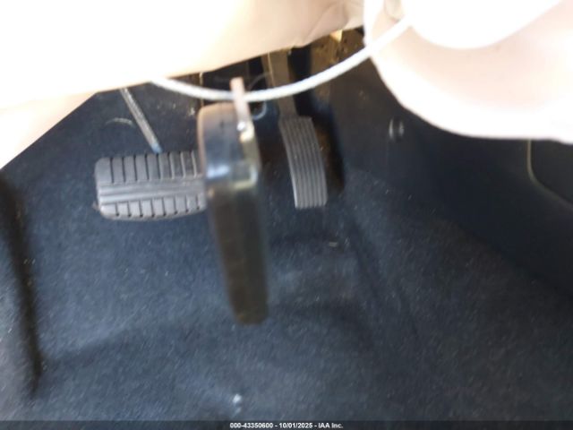 2020 MITSUBISHI OUTLANDER JA4AD3A39LJ000994 Photo 10