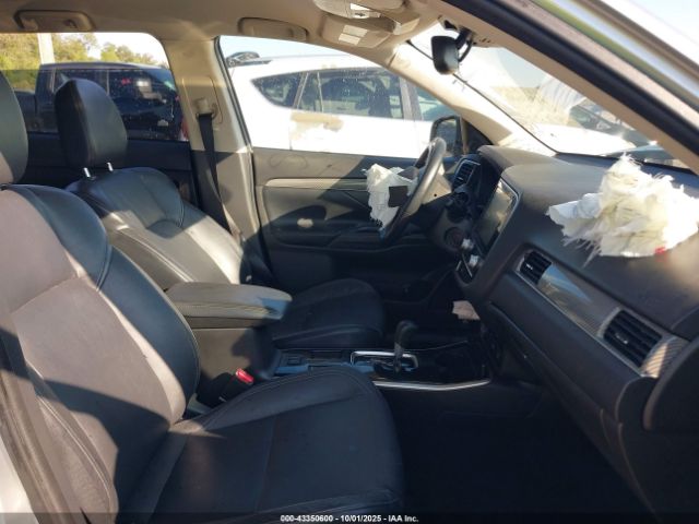 2020 MITSUBISHI OUTLANDER JA4AD3A39LJ000994 Photo 4