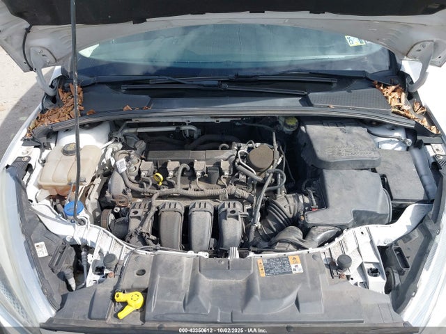 Ford Focus 2015 1FADP3F23FL286625 Image 10